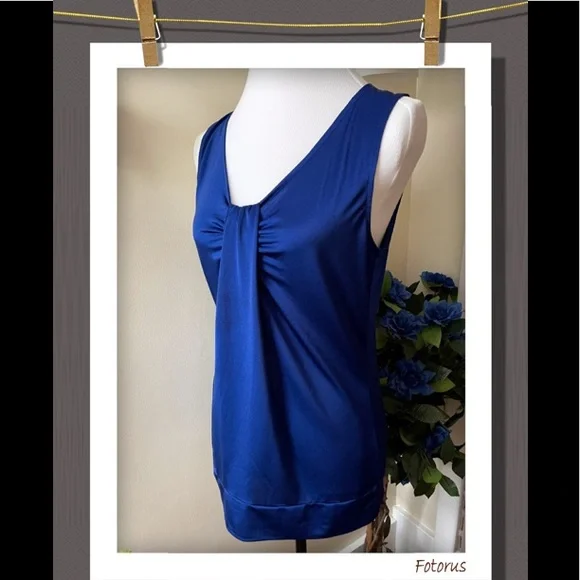 Stretch Sleeveless Blouse. Royal Blue. Medium. - Picture 3 of 9